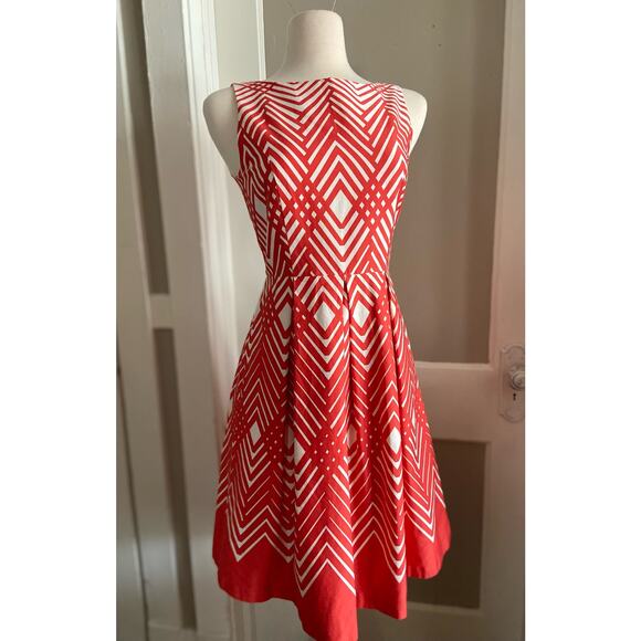 dressbarn Dresses & Skirts - DRESSBARN Red/White Geometric Pattern Sleeveless Cotton Dress sz 6